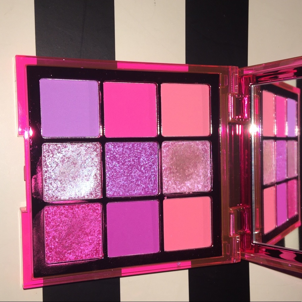 Huda beauty neon palette